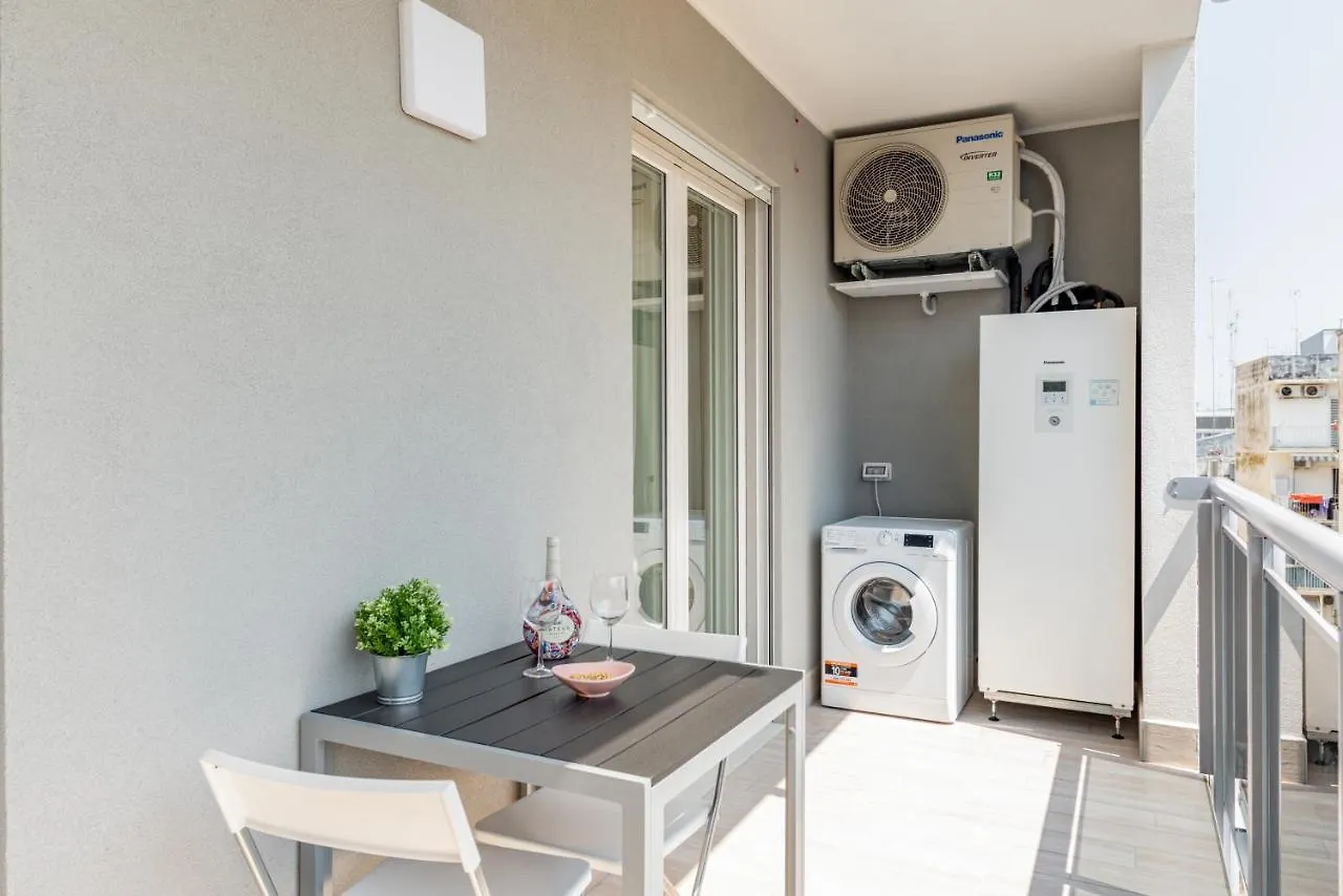 Apartment Central Station Apt With Parking Bari Italy